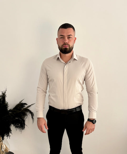 Camasa cu butonii detsabili si nasture clasic