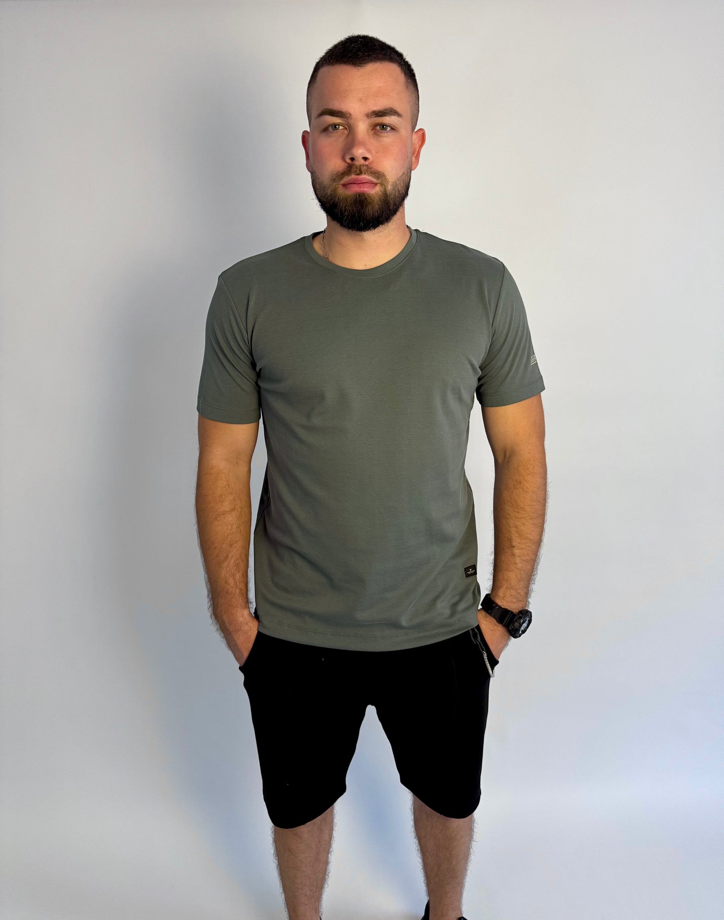 Tricou